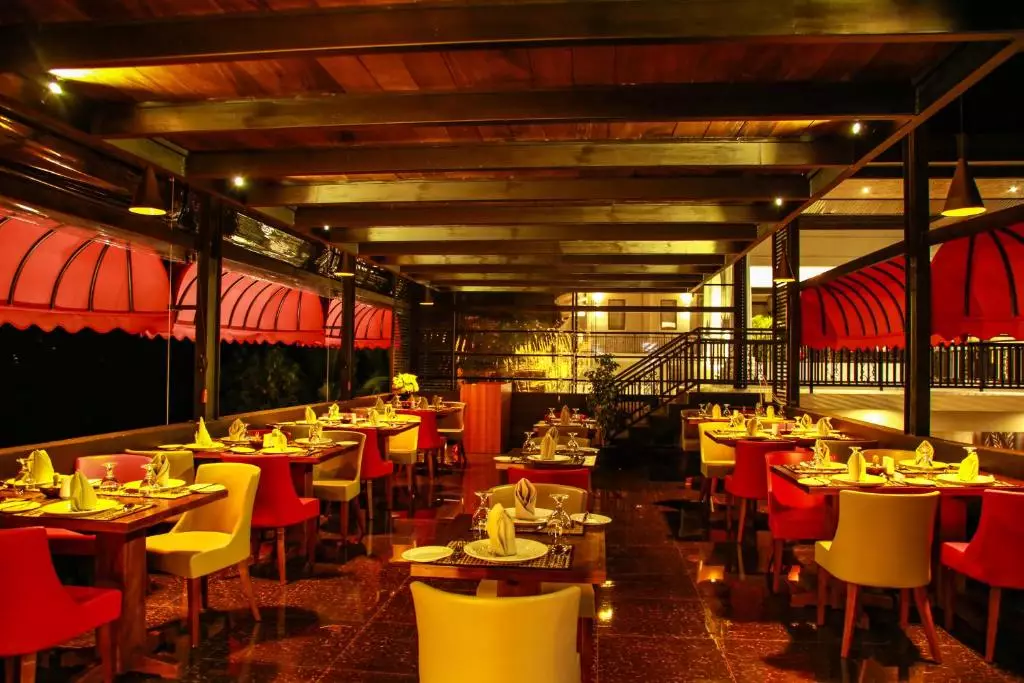 رستوران هتل